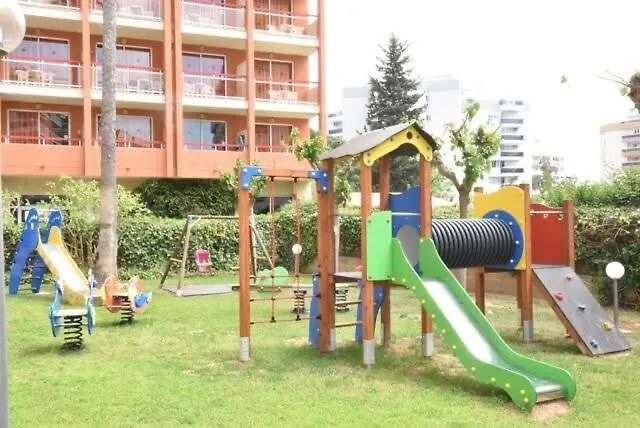 APPART STANDING 2 chambres 2SDB clim PISCINE PARKING WIFI TERRASSE 21m2 LOCAL VELO Port-Aventura, plage, centre Salou